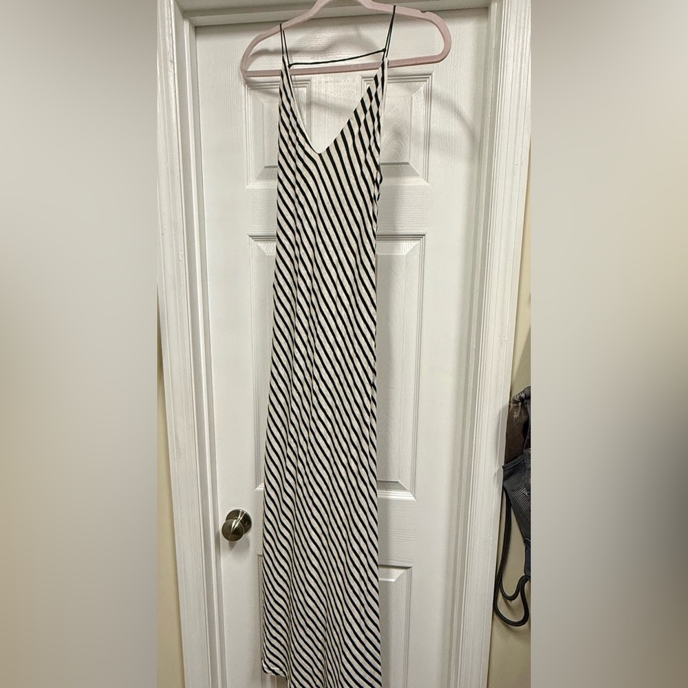 Dolce Vita Navy and White Striped Maxi Dress Spaghetti Strap Open Back